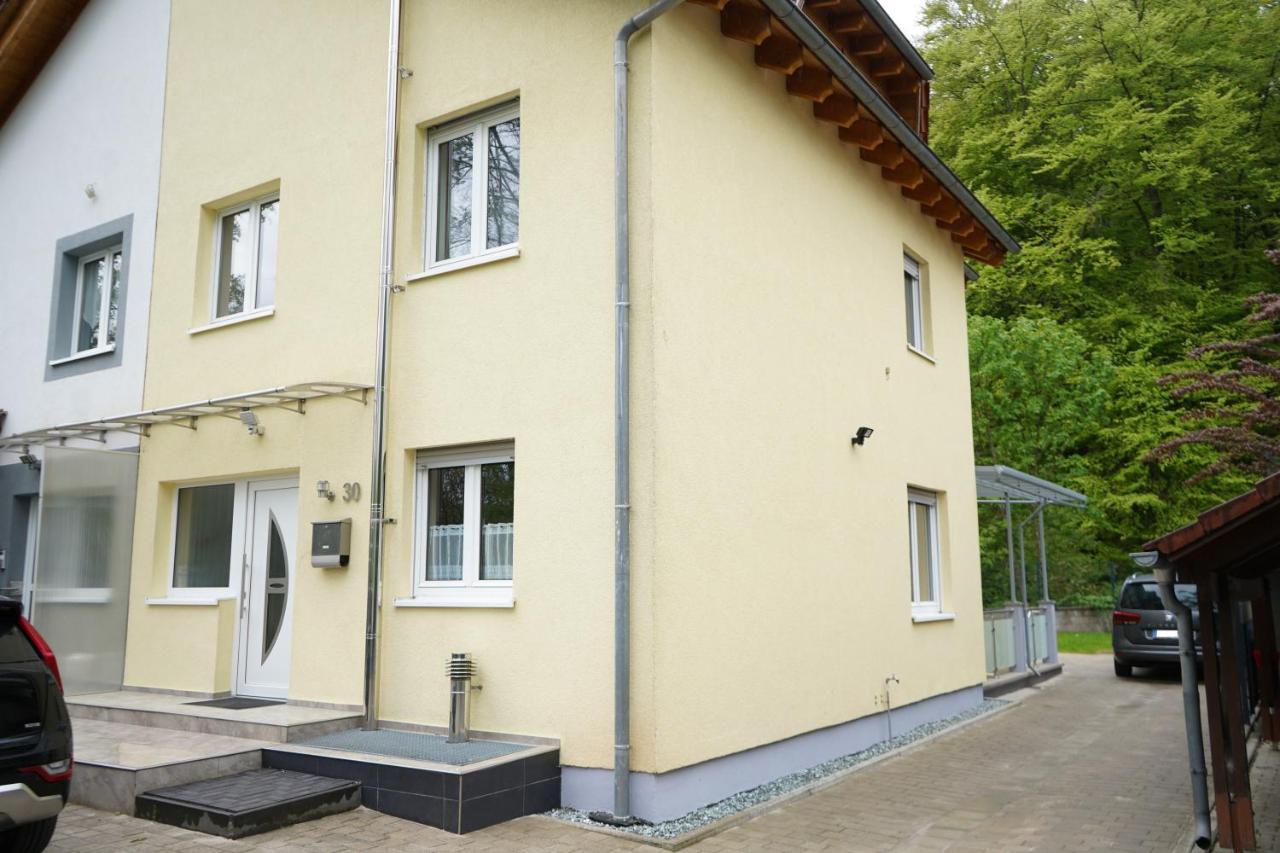 Ferienwohnung In Kaiserslautern-Hohenecken Eksteriør billede